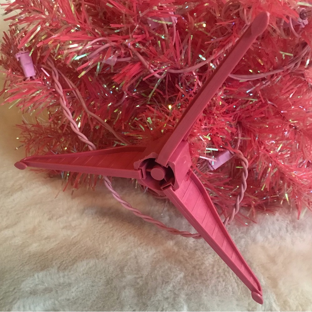 Pink Mini Christmas Tree - Picture 5 of 10